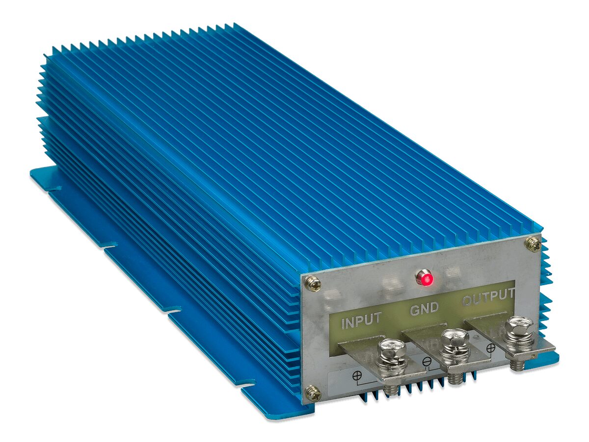 Victron Orion IP67 12/24-50 (1200W) 1 Tehokas ja täysin vedenpitävä (IP67) 12V - 24V DC-DC -jännitteenmuunnin 50 A lähtövirralla (1200 W). Victron Orion IP67 12/24-50 Victron Orion IP67 12/24-50 (1200W)